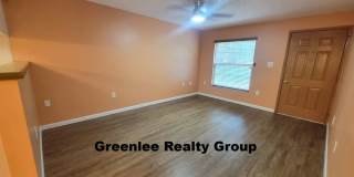 Beautiful 2 Bedroom / 1.5 Bathroom Condo Located in a Quiet 55+ Community! Water/Sewer/Trash/Lawn Included! Gallery 4