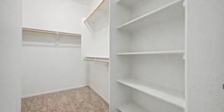 15102 W WESTVIEW Drive Gallery 21