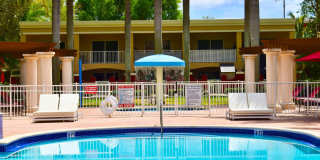 Country Club Towers Gallery 5