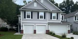 Amazing 3BR Townhome in The Pines at Charleston Park! Gallery 1