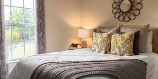 Largest 3 Bedroom 2 Bath Available $1,599/mo - $0-Deposit Gallery 1