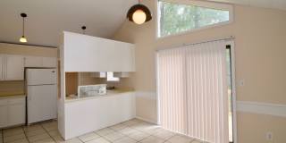 3 bed/2 bath in Lakeside School District, with rear deck! Gallery 8