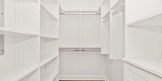 3928 N GREENVIEW Avenue Gallery 15
