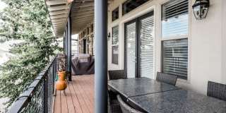 2/2/1 Condo in Town Creek / Walk to Dos Rios / Community Pool/Fridge, Washer & Dryer Included / Balcony / NBISD *2 weeks free rent* Gallery 17