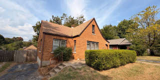 Inviting 2-Bed, 1-bath Near MSU & Phelps Grove Park Inviting 2-Bed, 1-bath Near MSU & Phelps Grove Park Gallery 1