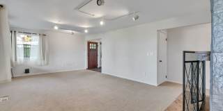 Stunning Sound & Olympic Mountain View Home in North Admiral Gallery 10