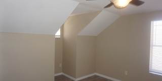 4 Bedroom - 2.5 Bath - Two Story - Large Patio Gallery 12