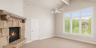 Luxury Townhome at The Cove at Eagle Mountain in Park Meadows Gallery 6