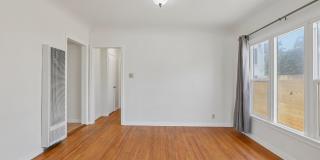 3Bd/2ba Home w/parking in Santa Monica Gallery 15