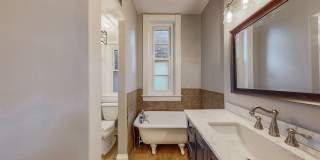 5 Bed/ 2.5 Bath Phenomenal Old Louisville Home Gallery 17