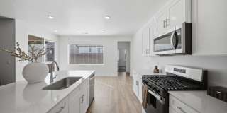 Extra Space, Extra Comfort! 5 Bedroom Home With Bonus Den in Long Valley! Gallery 1