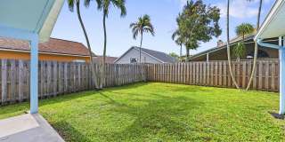 6238 Pompano Street Gallery 47