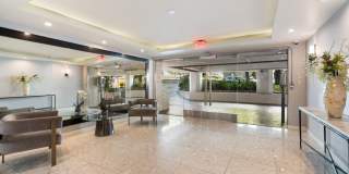 8530 Holloway Dr Gallery 16