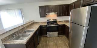 10741 Dayton Way Gallery 1