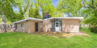 890 Saint Anthony Lane Gallery 12