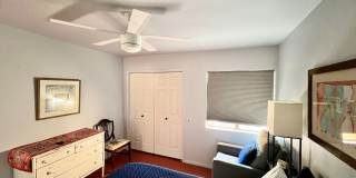 Beautiful and cozy 1BR Townhome in Green Valley Gallery 16