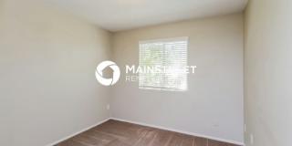 5808 West Holly Street Gallery 13