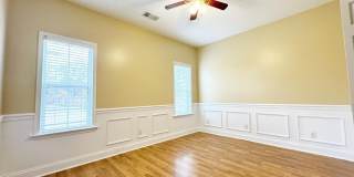 701 Victoria Circle Gallery 22