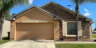 4 Bedroom, 2 Bathroom in Palm Bay Gallery 1