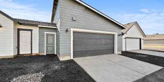 50% OFF!!! Modern 3 Bed/2 Bath Single-Level Home with Open Living - Redmond Gallery 22