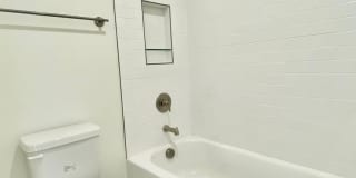 5 Bedroom, 3.5 Bathroom Home w/ Office and 2 Car Garage Gallery 32