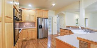 Huge, Gorgeous South Tulsa home ready for move in 05/15/2025 Gallery 19
