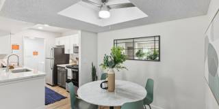 The Del Rey Gallery 29