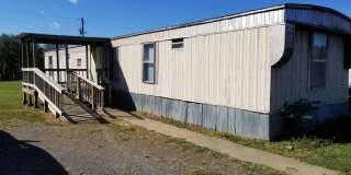 “Comfortable and Convenient” 3 bedroom 2 bathroom Gallery 1