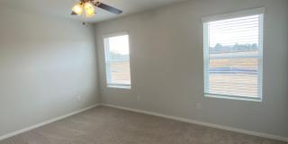 NOW PRE-LEASING — Charming 3-Bedroom | 2-Bath Home in Regency Park Gallery 10