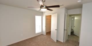 Plaza Square Apartments Gallery 9