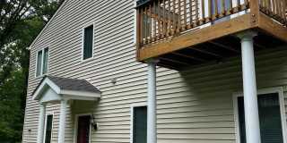 118 QUAINT ACRES Drive Gallery 1