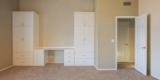 Large 6 bed/3 bath KIERLAND Single-family Home in Scottsdale Gallery 15