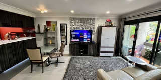 950 N Kings Rd Gallery 10