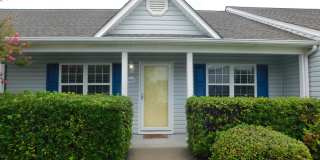 902 Courtyard E Gallery 1