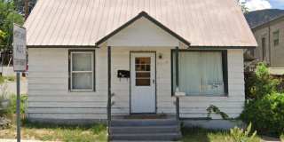 Downtown Durango 2 Bed/1 Bath with One-Car Oversized Garage Gallery 1