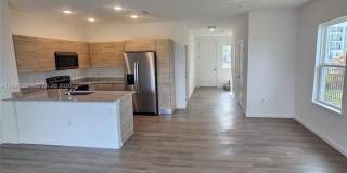 1201 Southstation PL Gallery 14