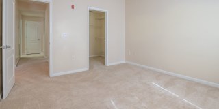 Beautiful 3 Bedroom, 2 Bath with Volume ceilings and Private Garage! Gallery 12