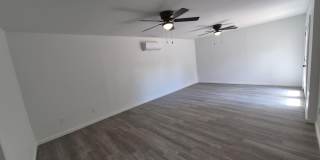 4815 8th Street Gallery 15