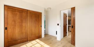 1235 Garden Street Gallery 12