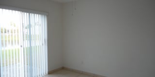 2219 Justin Ave Gallery 20