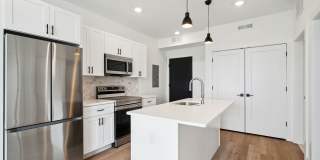 The Crown on Leland Gallery 50