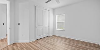 260 OAKLAWN Court Gallery 13