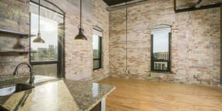Lofts at the Kendall Gallery 9