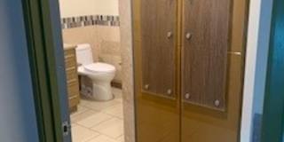 Capitol Place Gallery 16