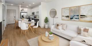 The Hudson Gallery 32