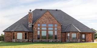Escape to wide-open skies and breathtaking mountain views Gallery 1