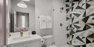 201 East Carson Street - 1 Gallery 8