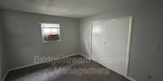 2327 Eastview Ave. Gallery 11