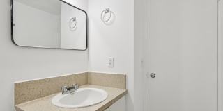 Grand Island Square - 3 Miles to Aventura Mall Gallery 57