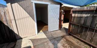 Private Detached House with Fenced Yard and Large Covered Carport Gallery 10